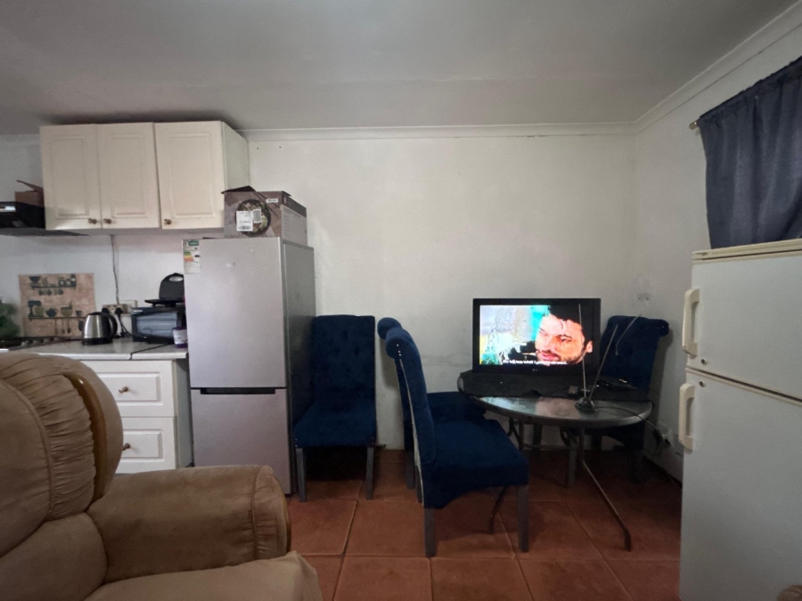 To Let 2 Bedroom Property for Rent in Heather Park Western Cape